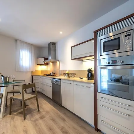Apartment Cliper By Escampa